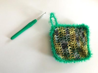 Easy Crocheted Dishcloth
