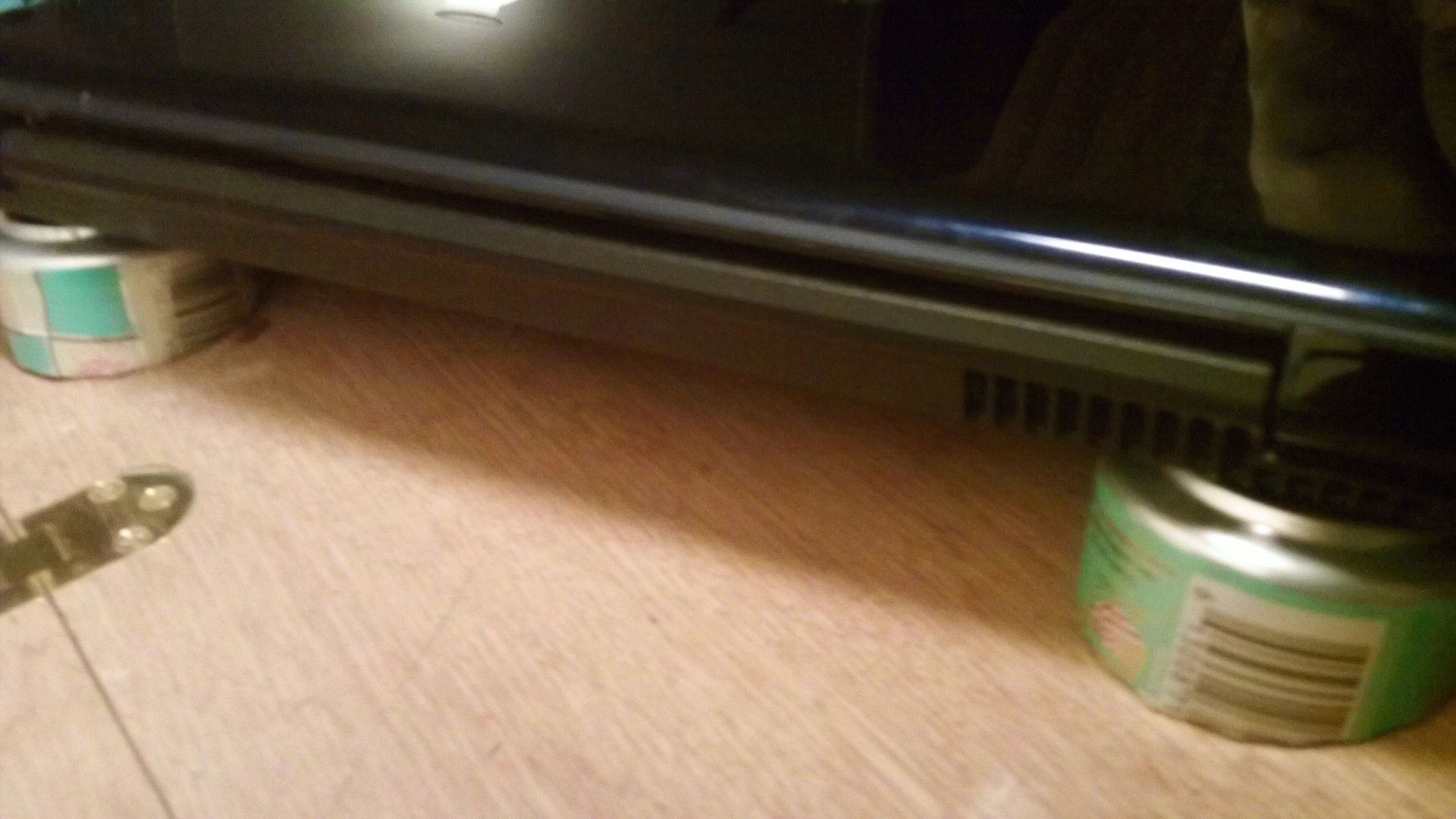 How to Make a Laptop Stand Out of a Soda Can