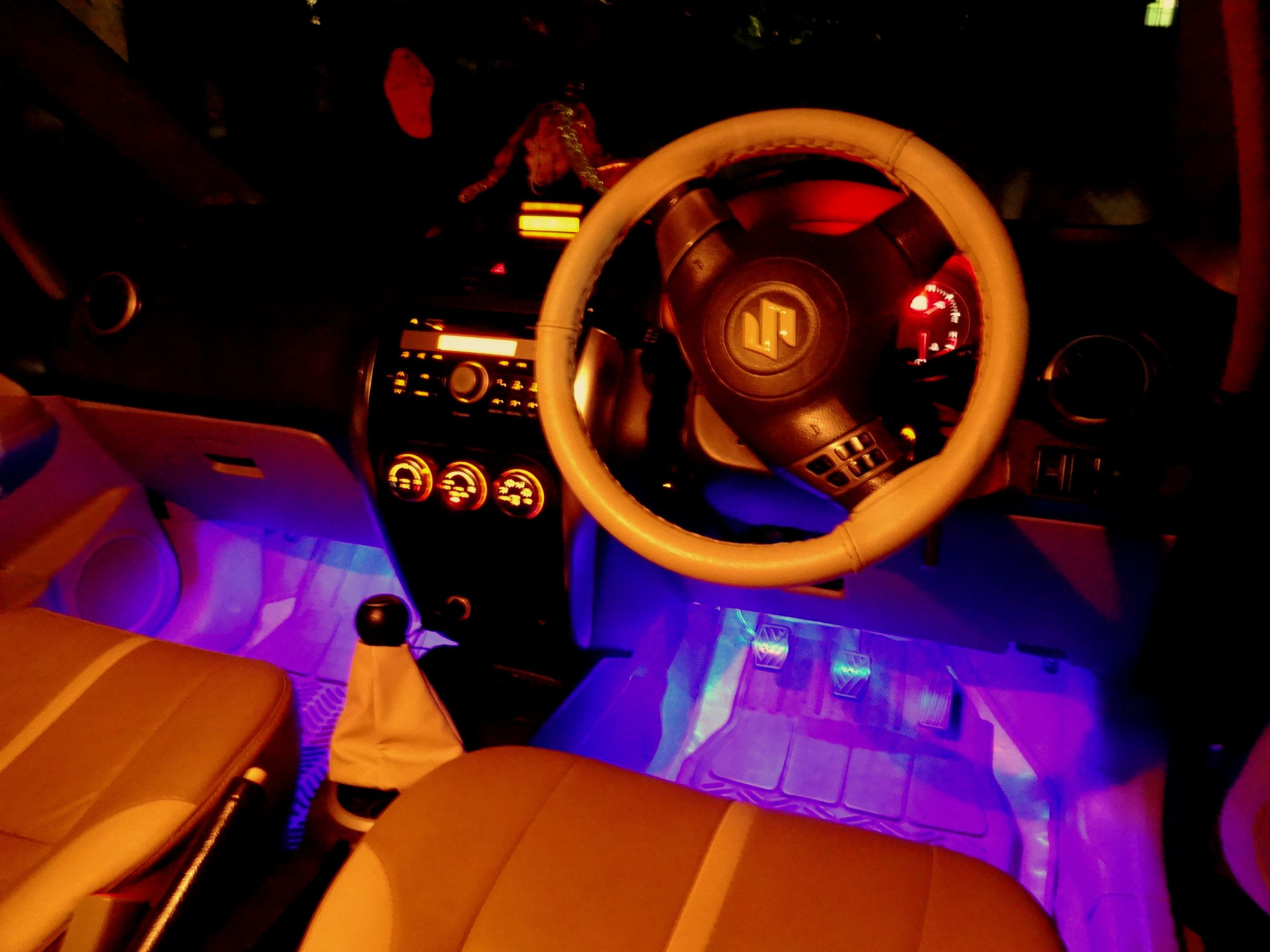 Car Interior LED Lighting Multicolor 8 Steps (with Pictures