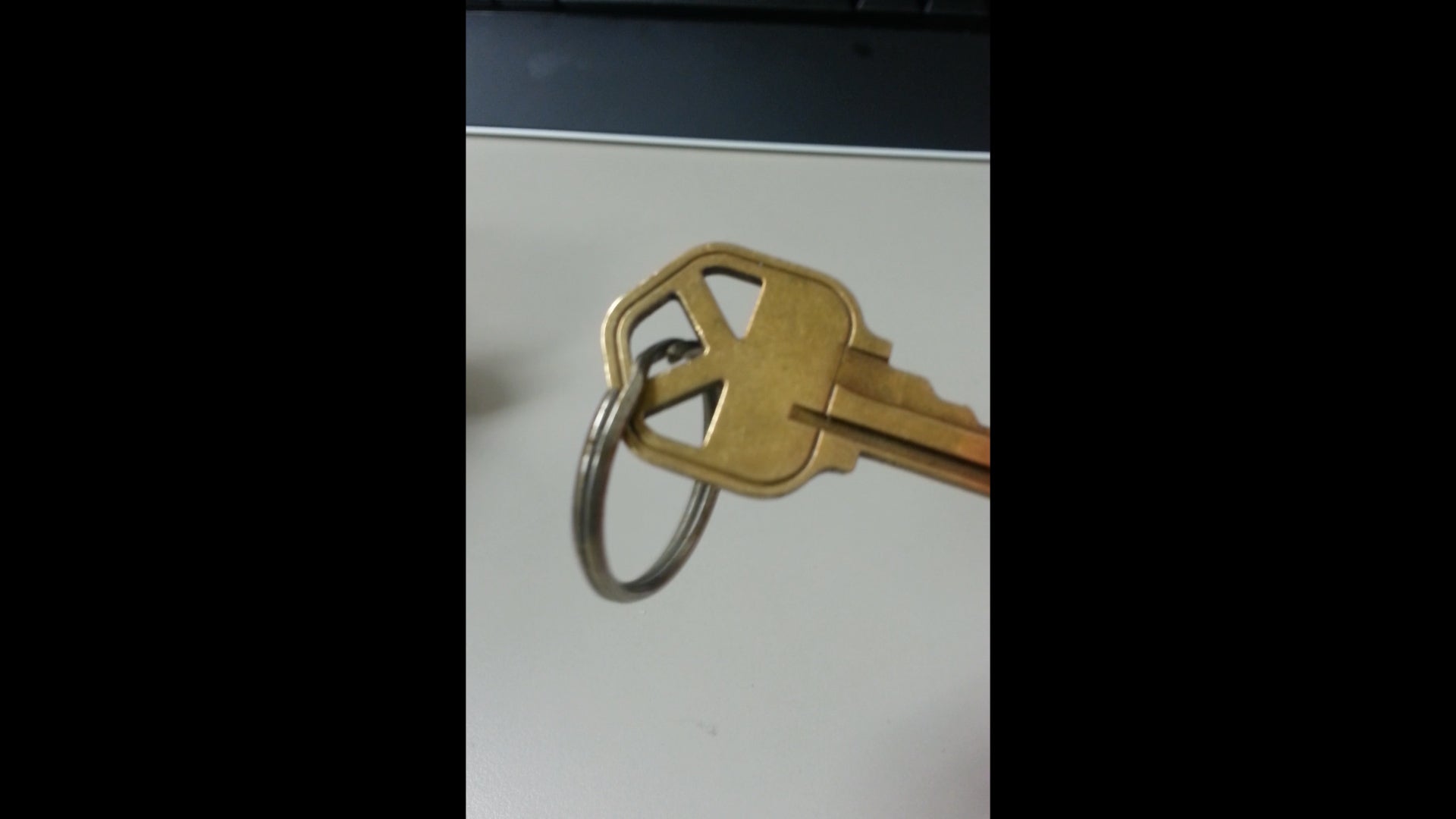 How to Use a Key Ring Instructables