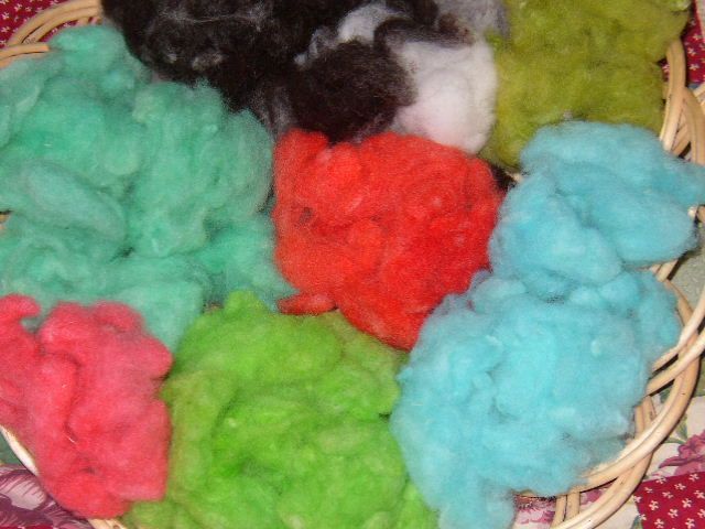 Easy Koolaid Microwave Wool Dye Technique