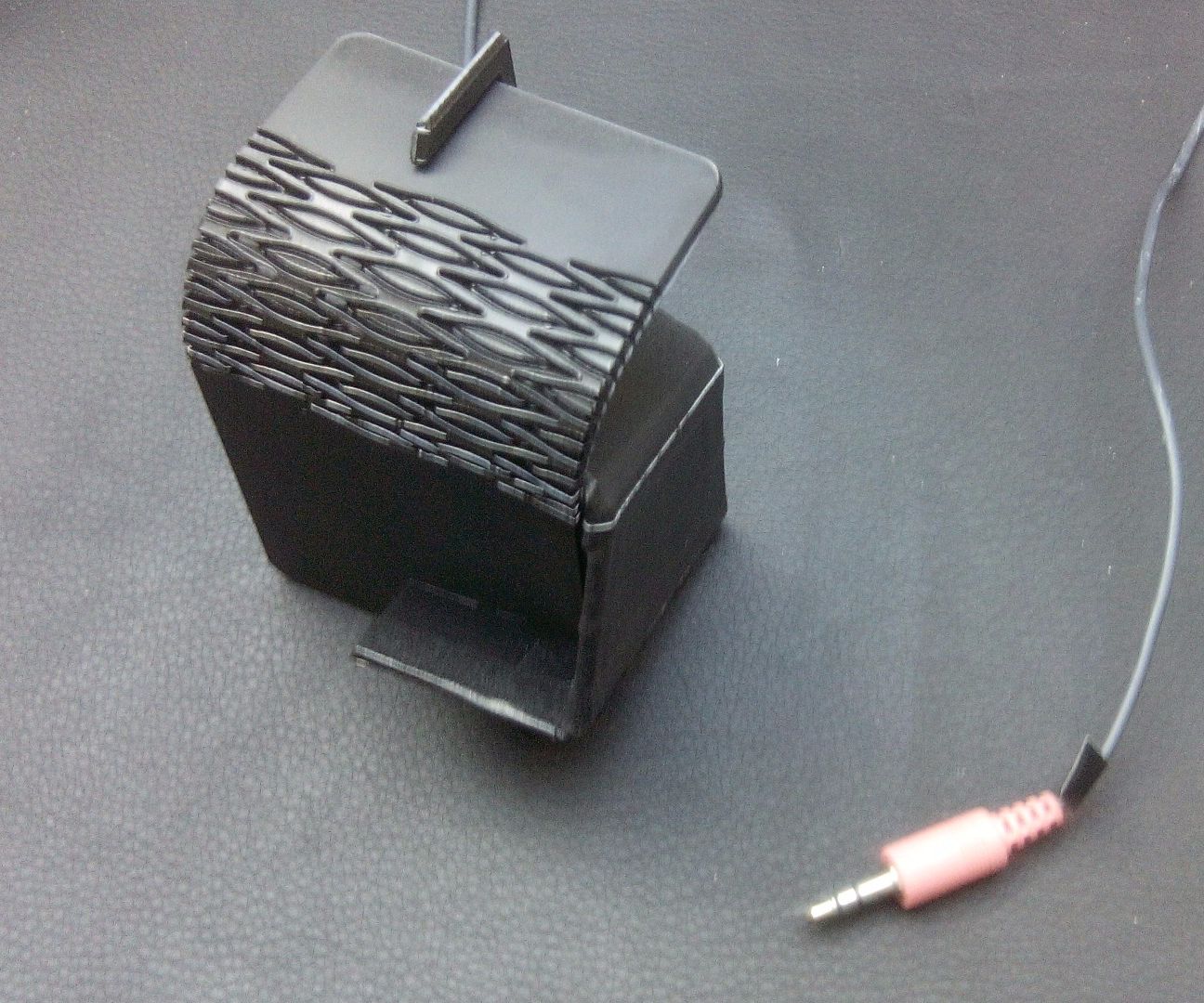 Flat Packed Desk Microphone