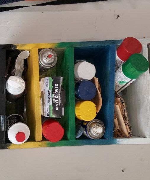 Spray Paint Holder