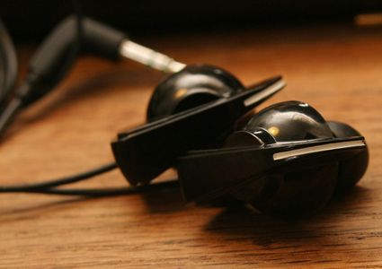 Amp Dial Earbuds