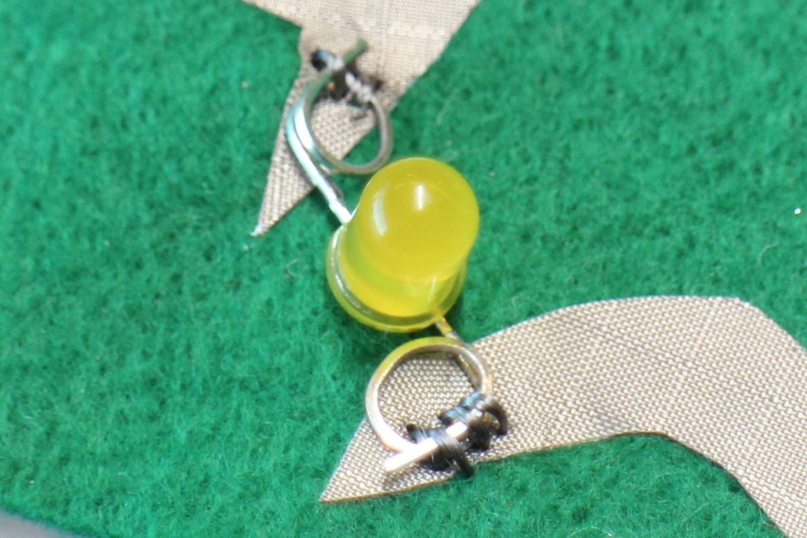 How to Work With Conductive Fabric : 19 Steps (with Pictures ...