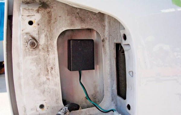 How to Install Aftermarket LED Tail Lights for Your Car, Truck ...