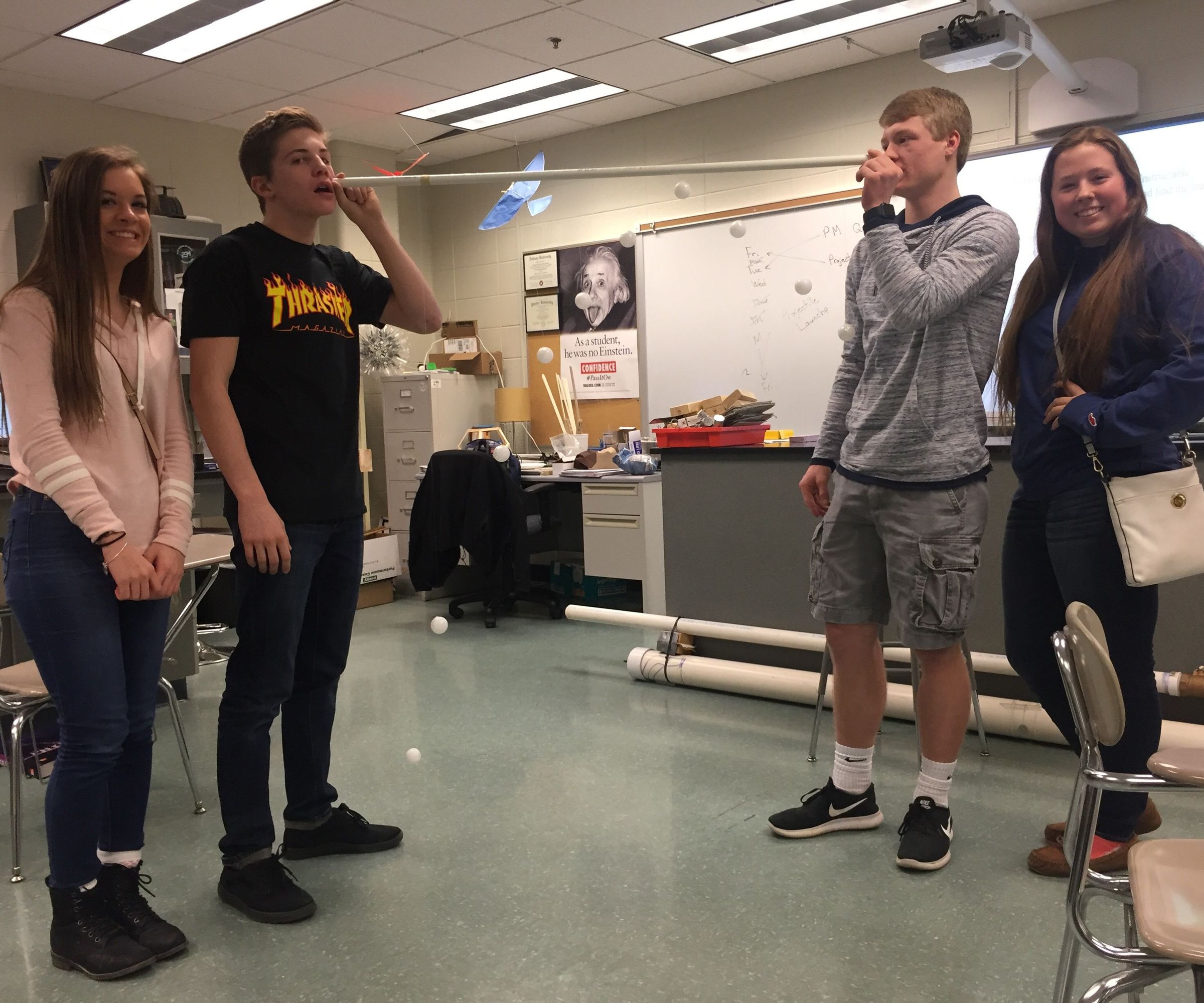 ​THIS IS OUR PROJECTILE MOTION PROJECT :)