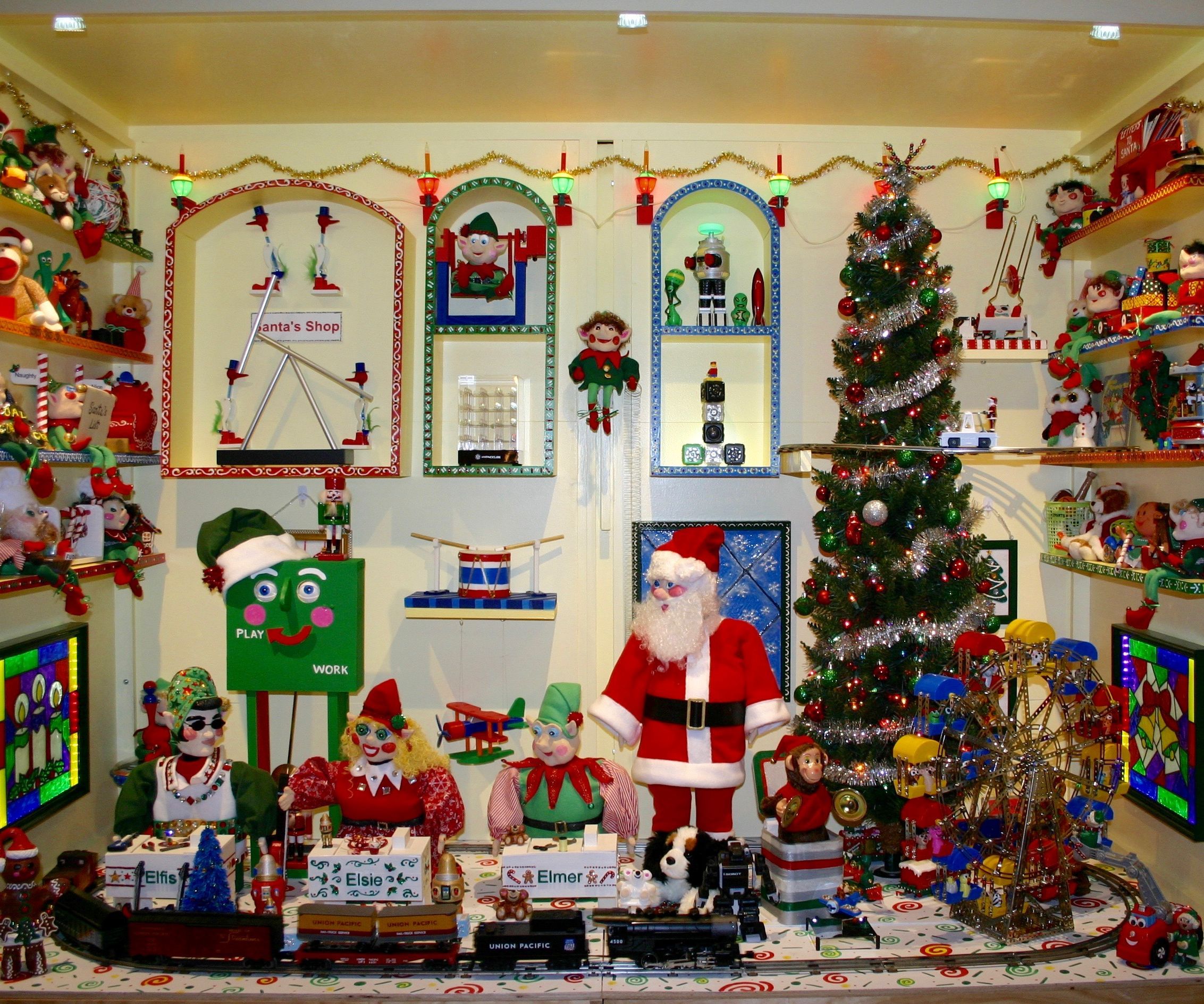 Santa's Shop 2016