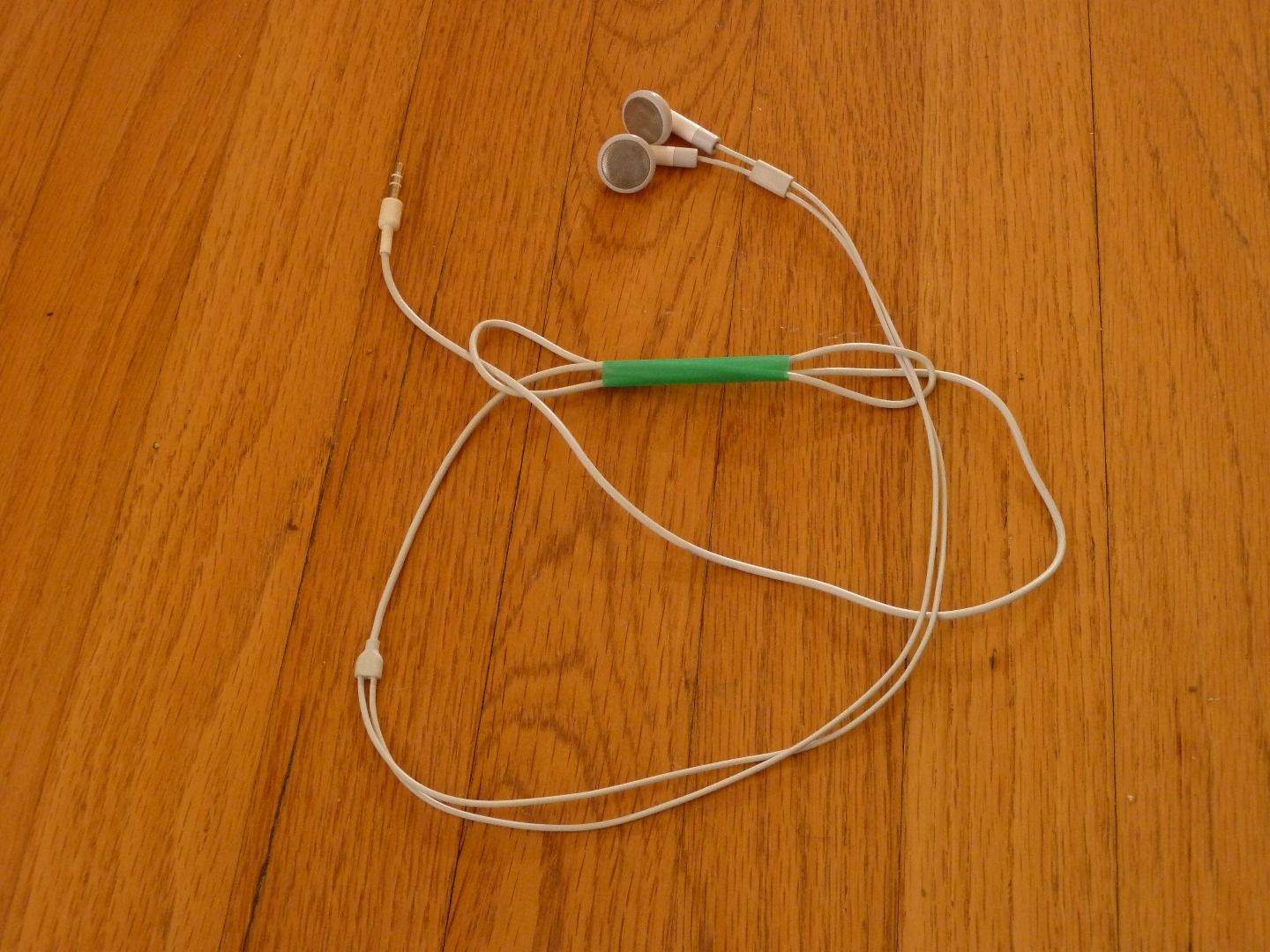 A Simple, Lighter, Cord Manager for Your Earbuds 6 Steps Instructables
