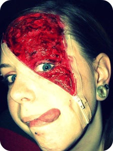 How to Do the Zipper Face Costume
