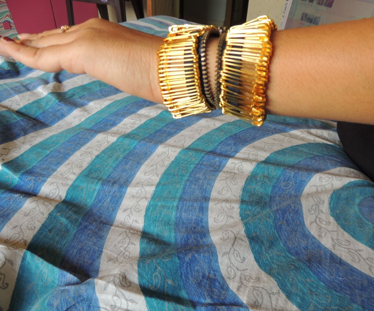 Easy Ornamental Band in Just Two Steps. 