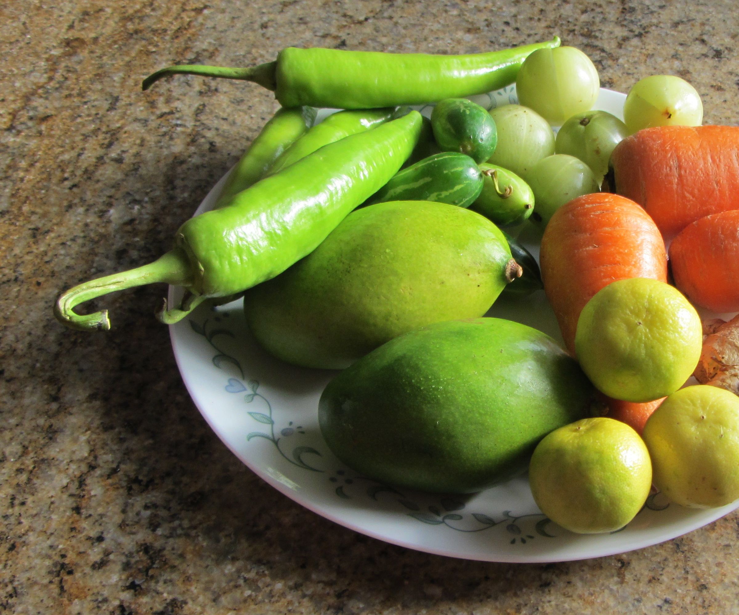 Easy Peasy Pickled Veggies [10 Min Max!]
