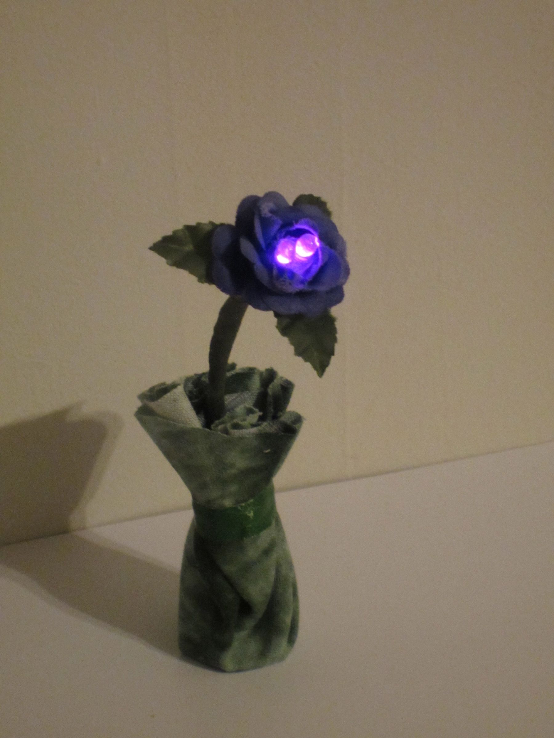 LED Flower Light