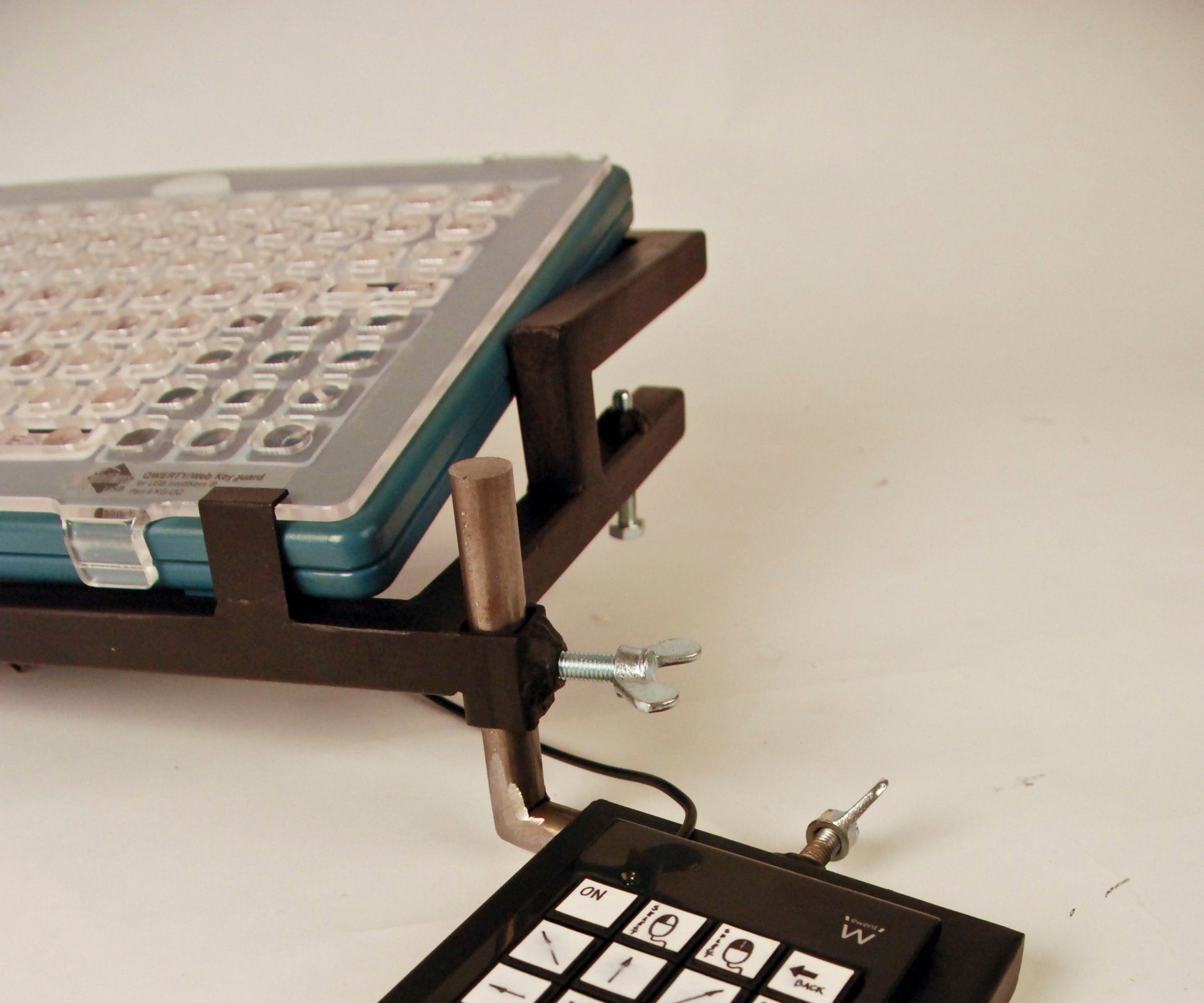 Toetsenbordhulp / Assistive Keyboard Mount