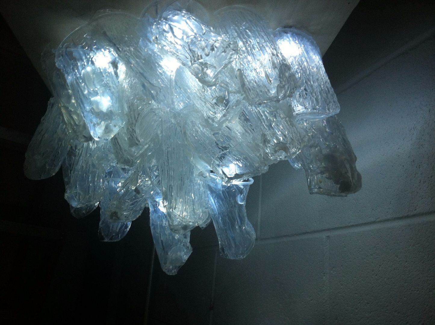Hot Glue Crystals 6 Steps Instructables