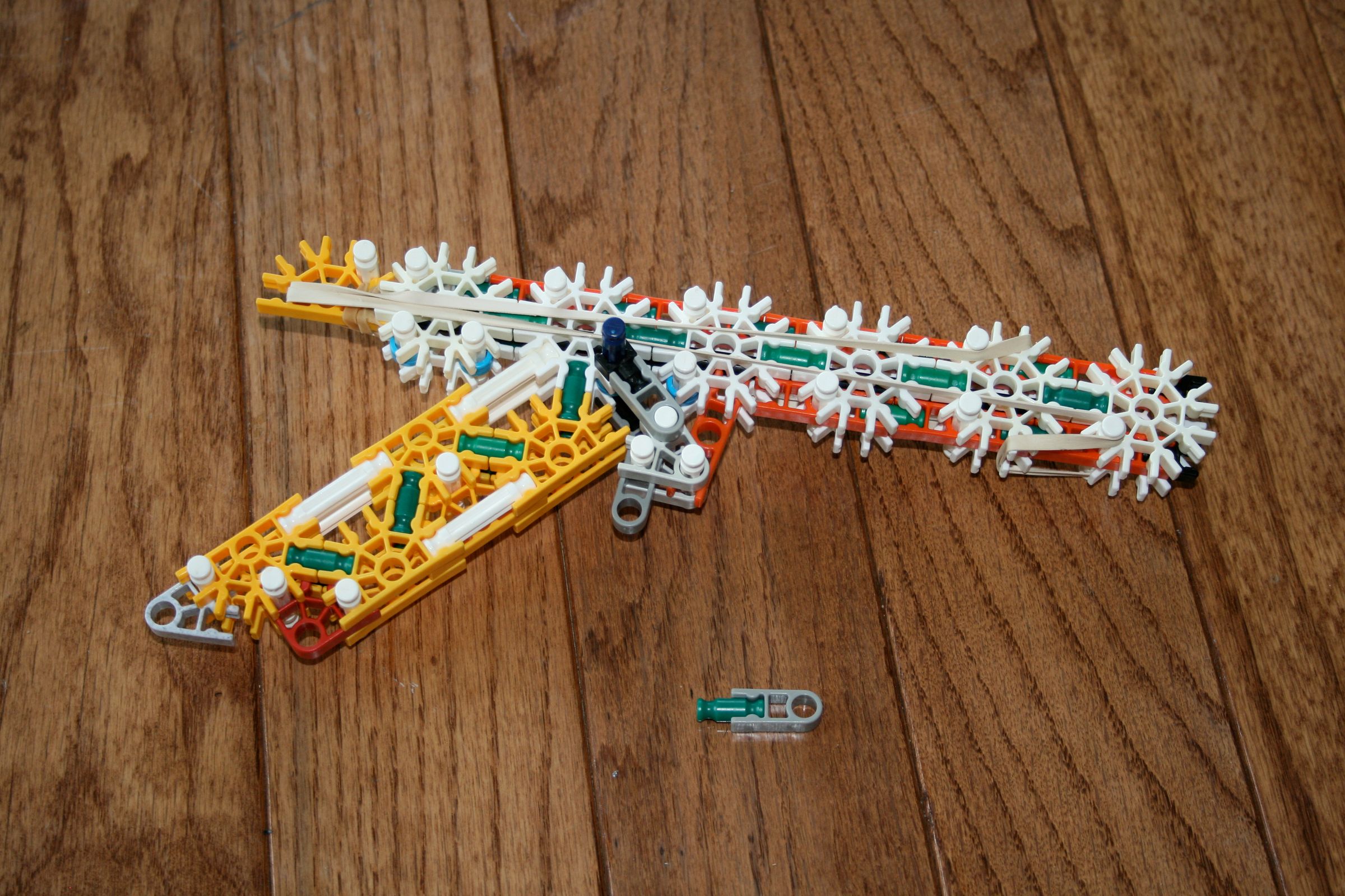 Knex Pistol: Single Shot