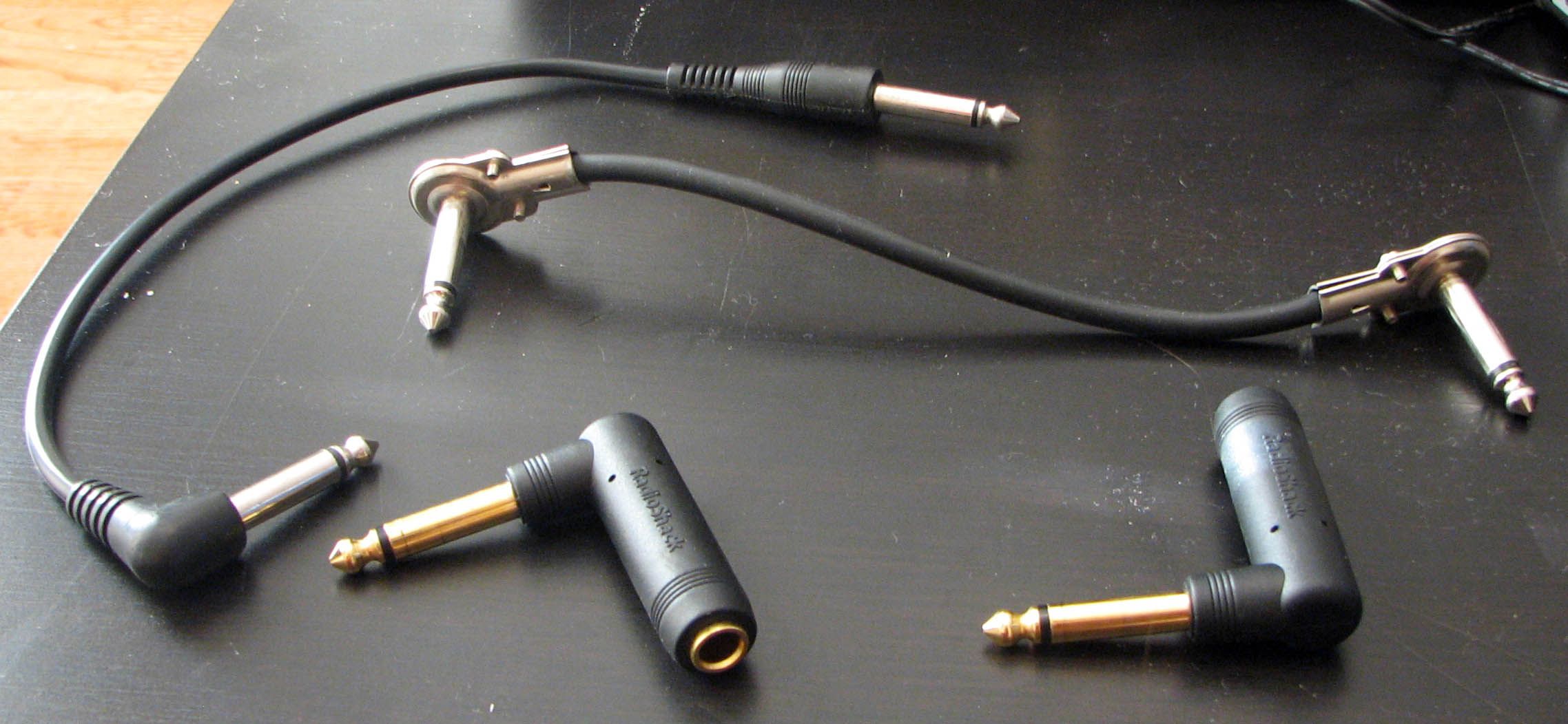 DIY Guitar Pedal Board (Effects Pedal Briefcase) 3 Steps Instructables