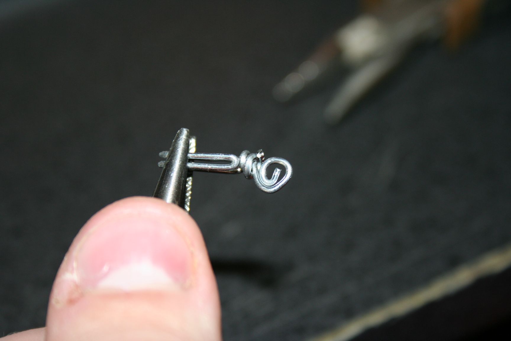 How to Make a Jewelry Clasp (out of Paperclips, Too!) 10 Steps