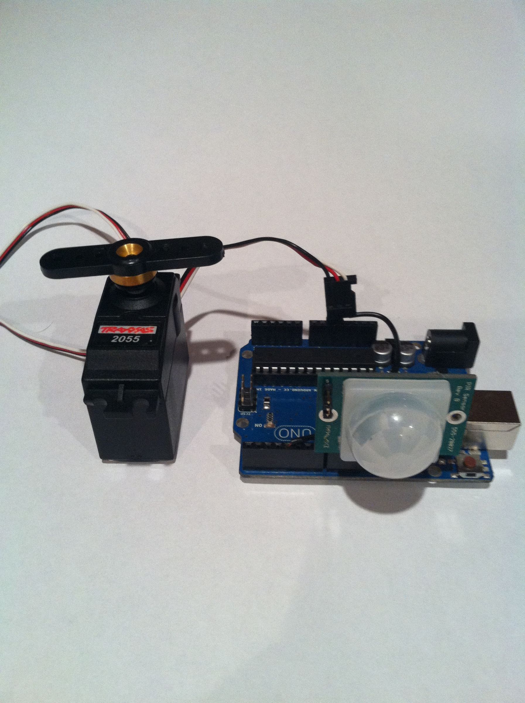 Motion Activated Servo