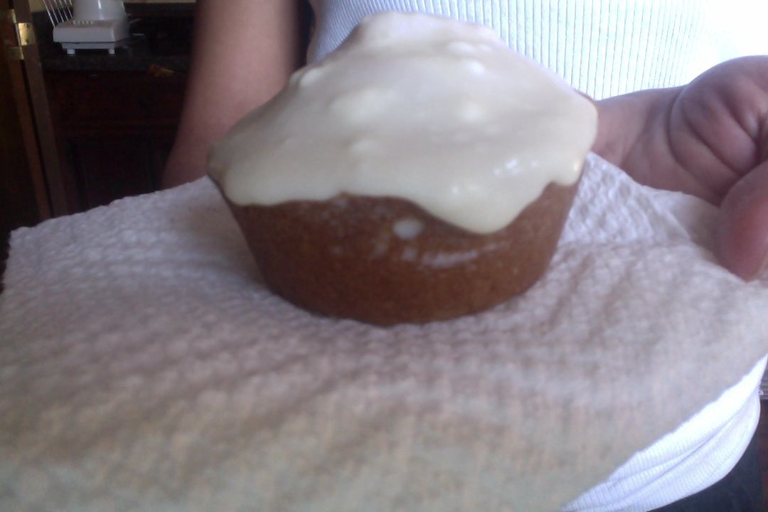 Root Beer Float Cupcakes with Ice Cream Icing