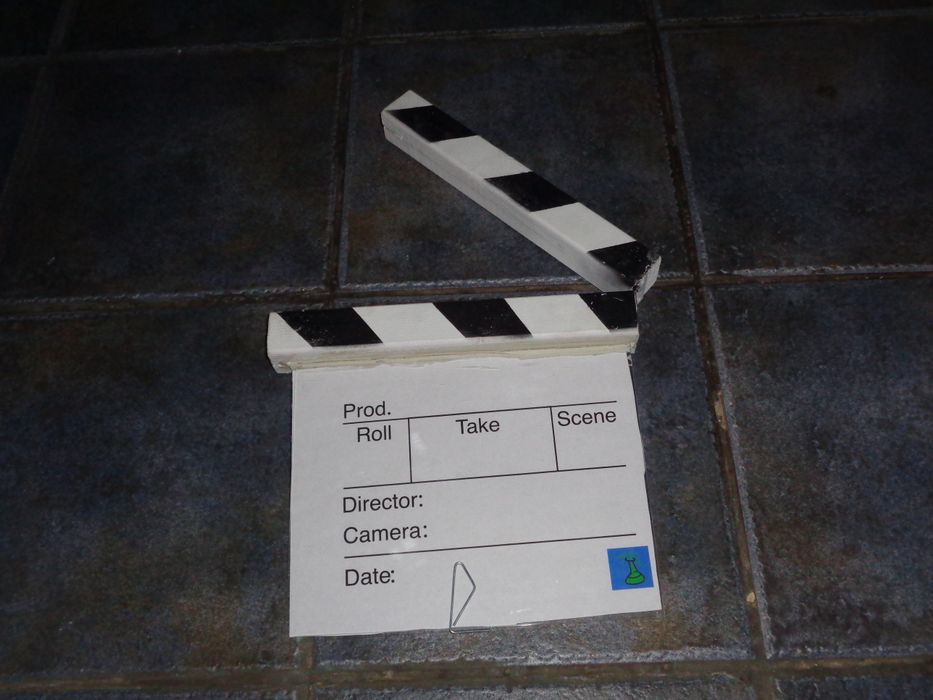 How to Make a Clapperboard : 5 Steps (with Pictures) - Instructables