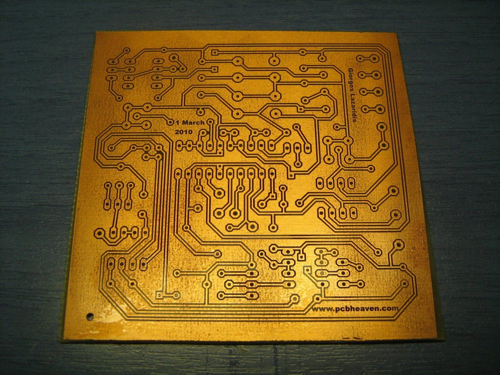 High Frequency Function Generator With the Maxim MAX038 5 Steps