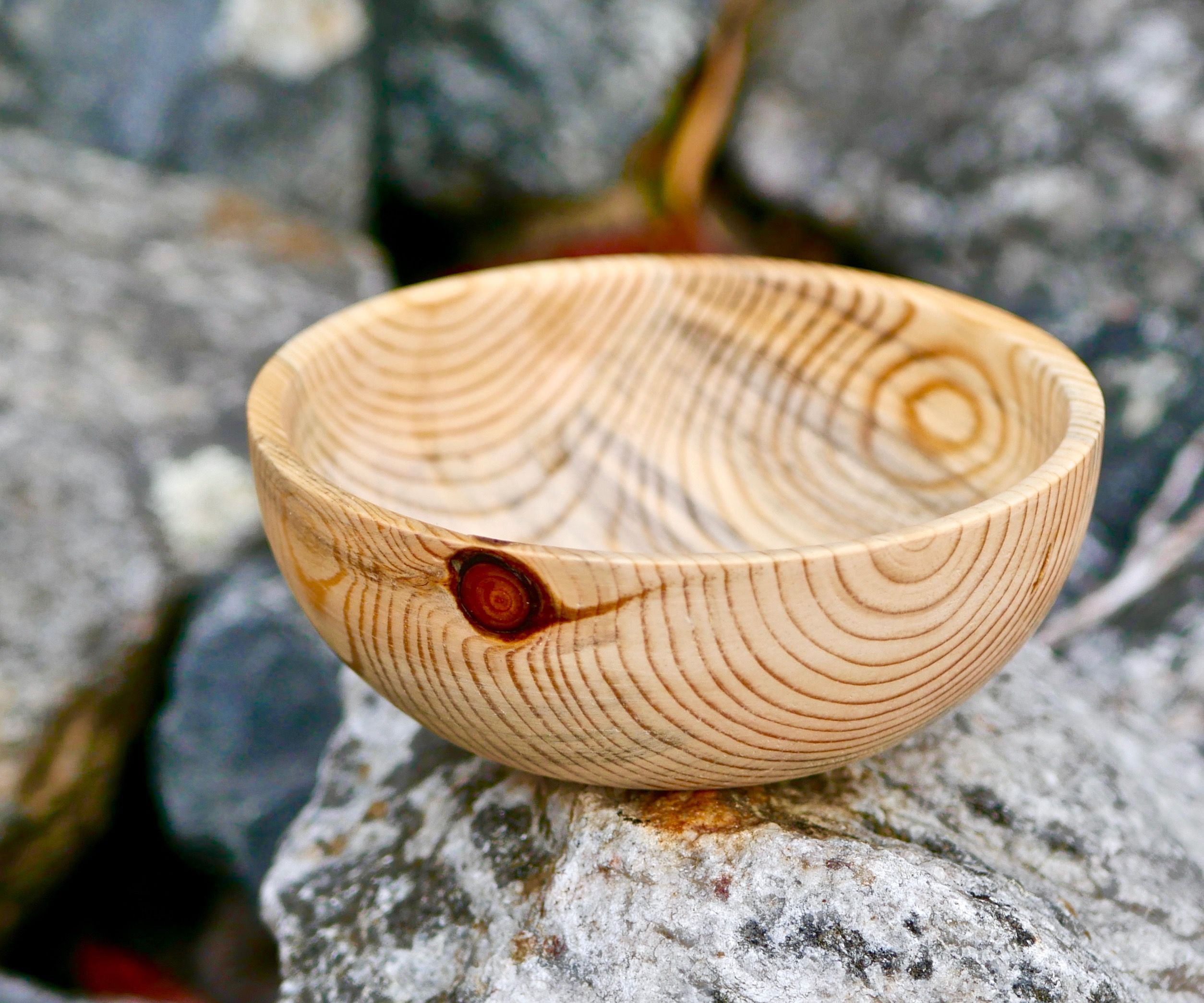 From Firewood Log to Bowl (First Woodturning Project)