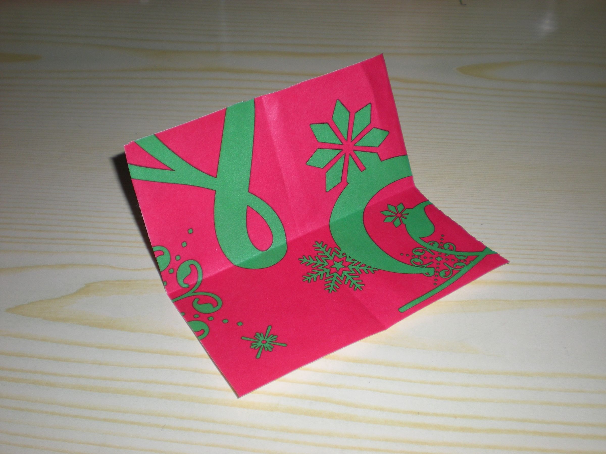 How to Make an Origami Picture Frame. 6 Steps (with Pictures