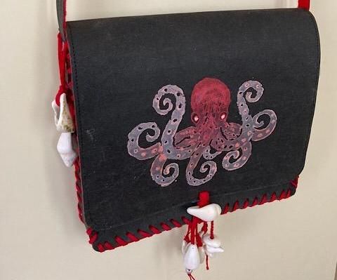 Stamp With Acrylic Paint on Kraft Tex or Textile. Alone or With a Whole Classroom 