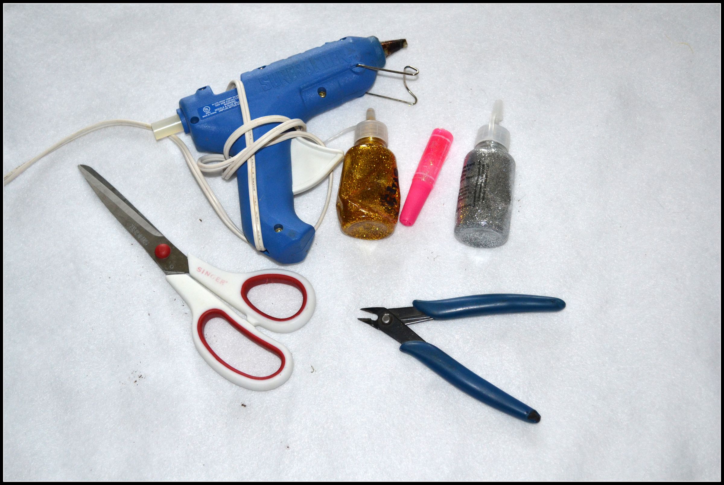 How to Make a Butterfly With Recycled Materials. : 7 Steps 