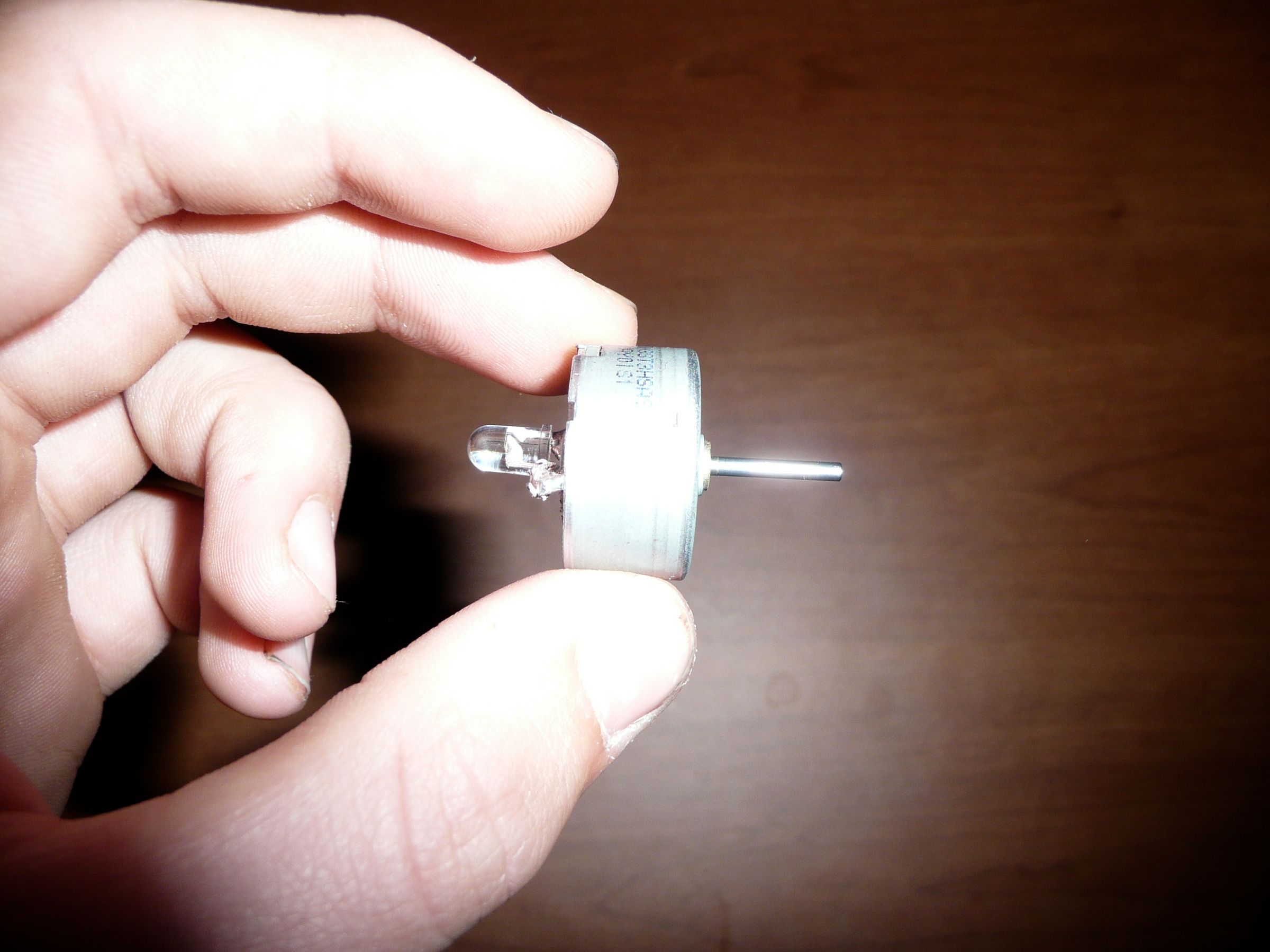 Not So Throwable L.E.D. Generator