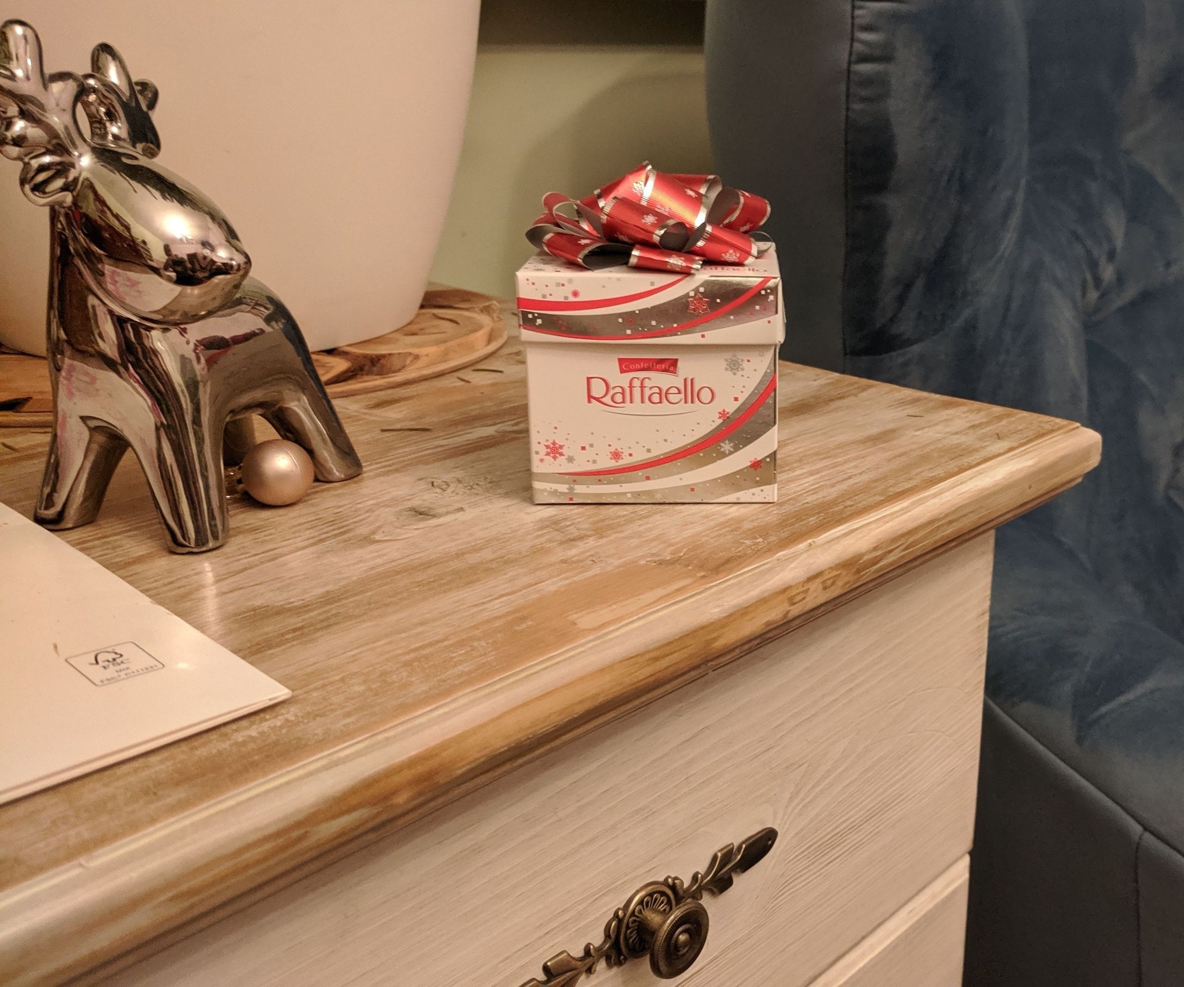 White 'Vintage' Corner Desk