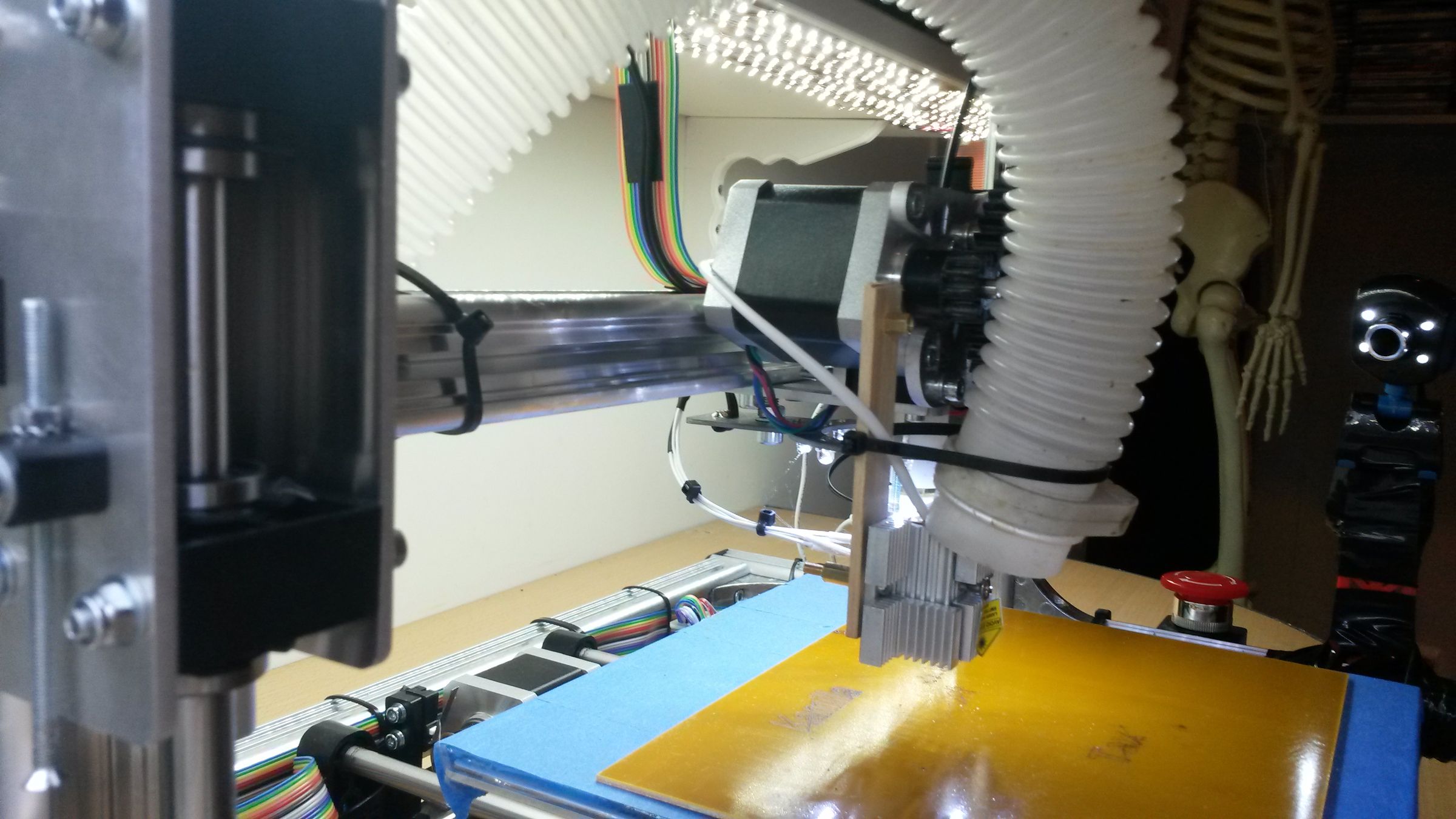 Modify Velleman K8200 3d Printer to Laser Cutting. 5 Steps