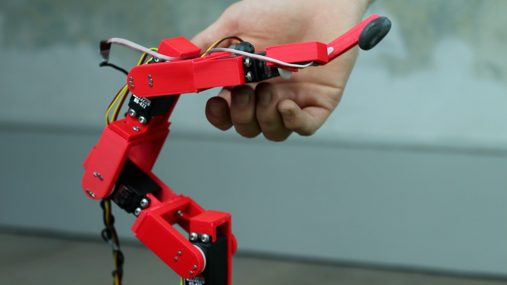 How to Build Your Own Sugru Robot, Fixbot
