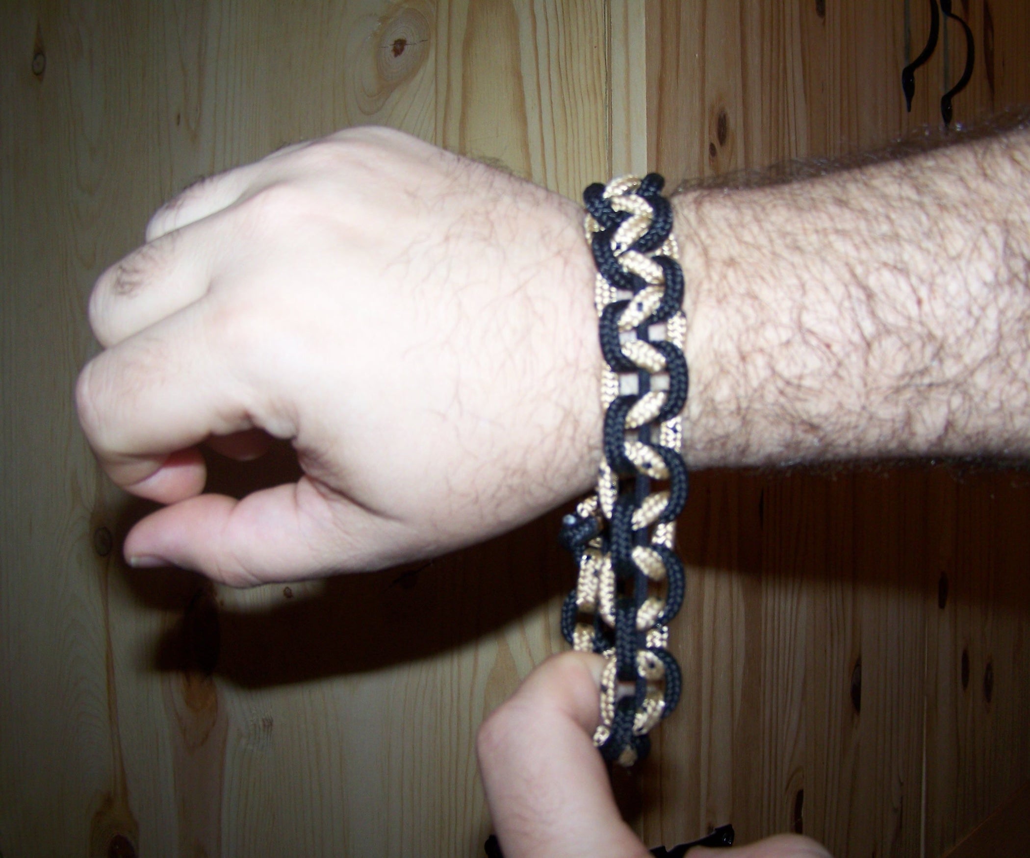 Stretchy Paracord Bracelet 5 Steps Instructables