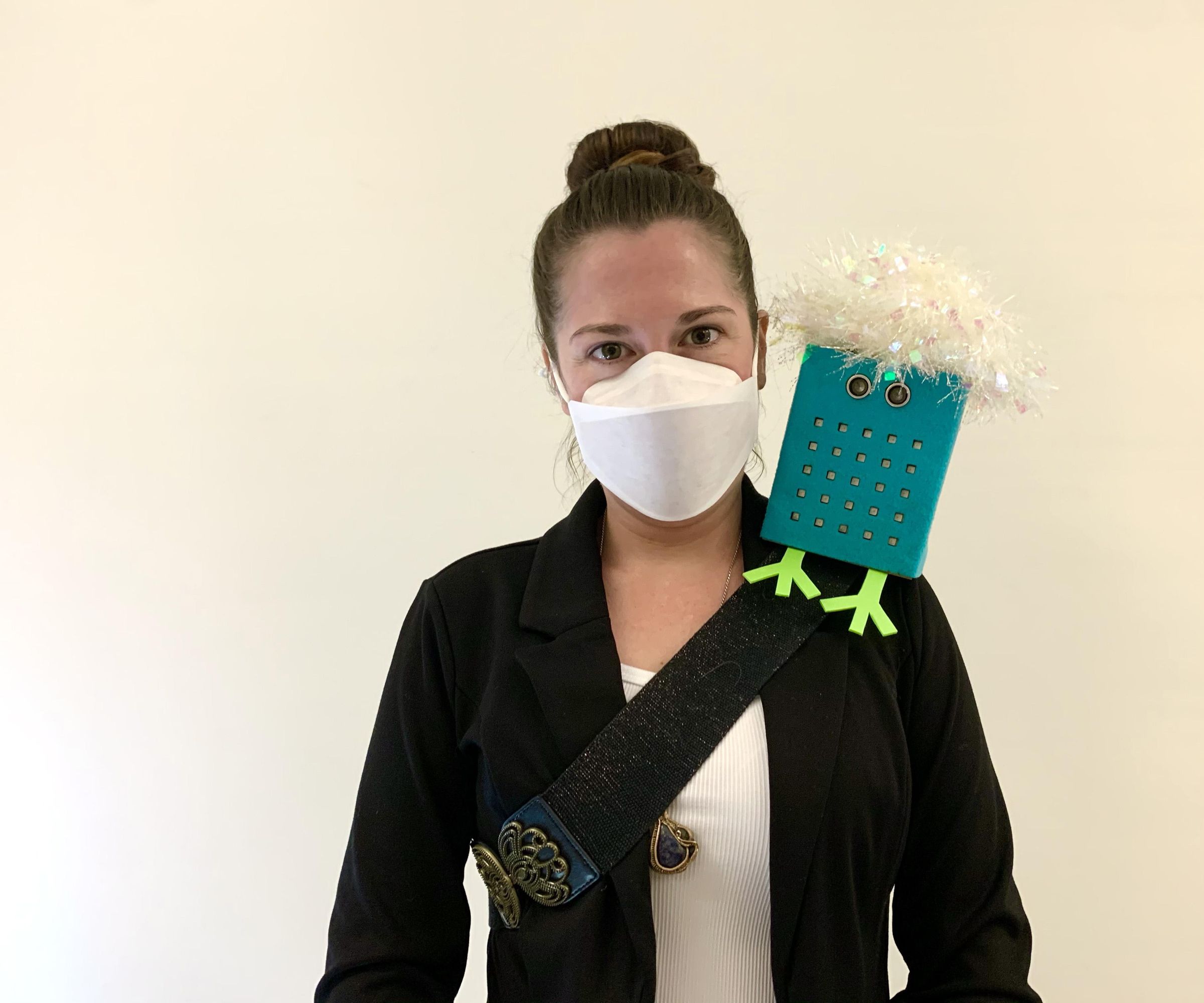 HWFA-Happy When Far Away