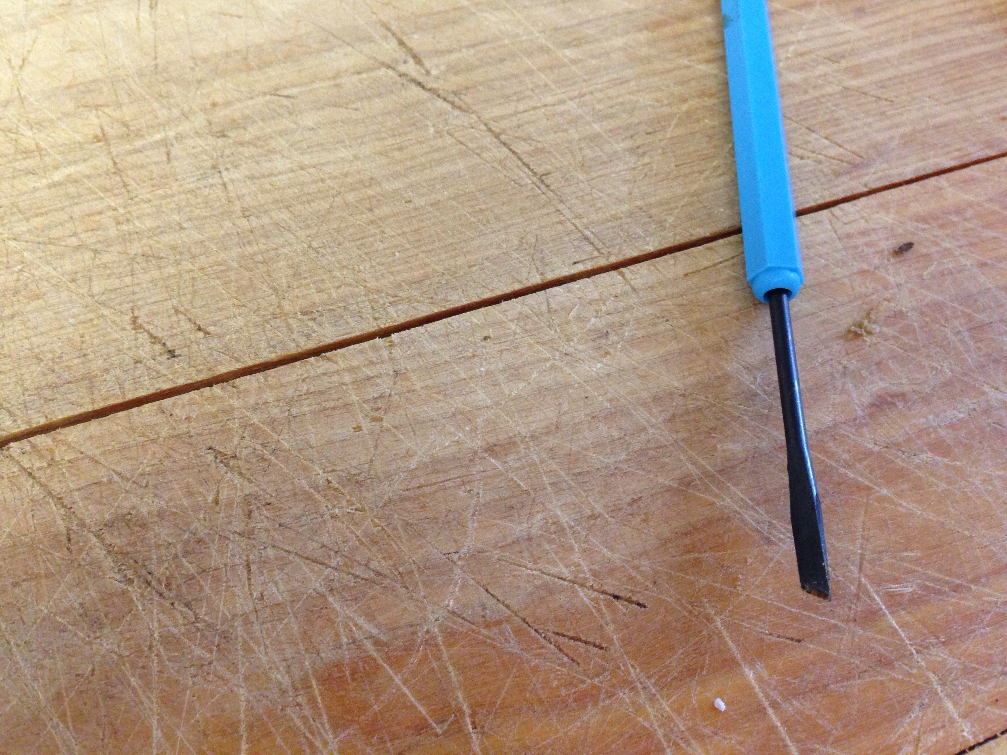 Rehab a Leaky Cutting Board With Beeswax 5 Steps Instructables