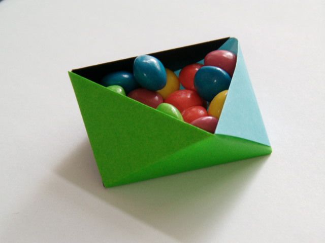 Triangular Modular Origami Box