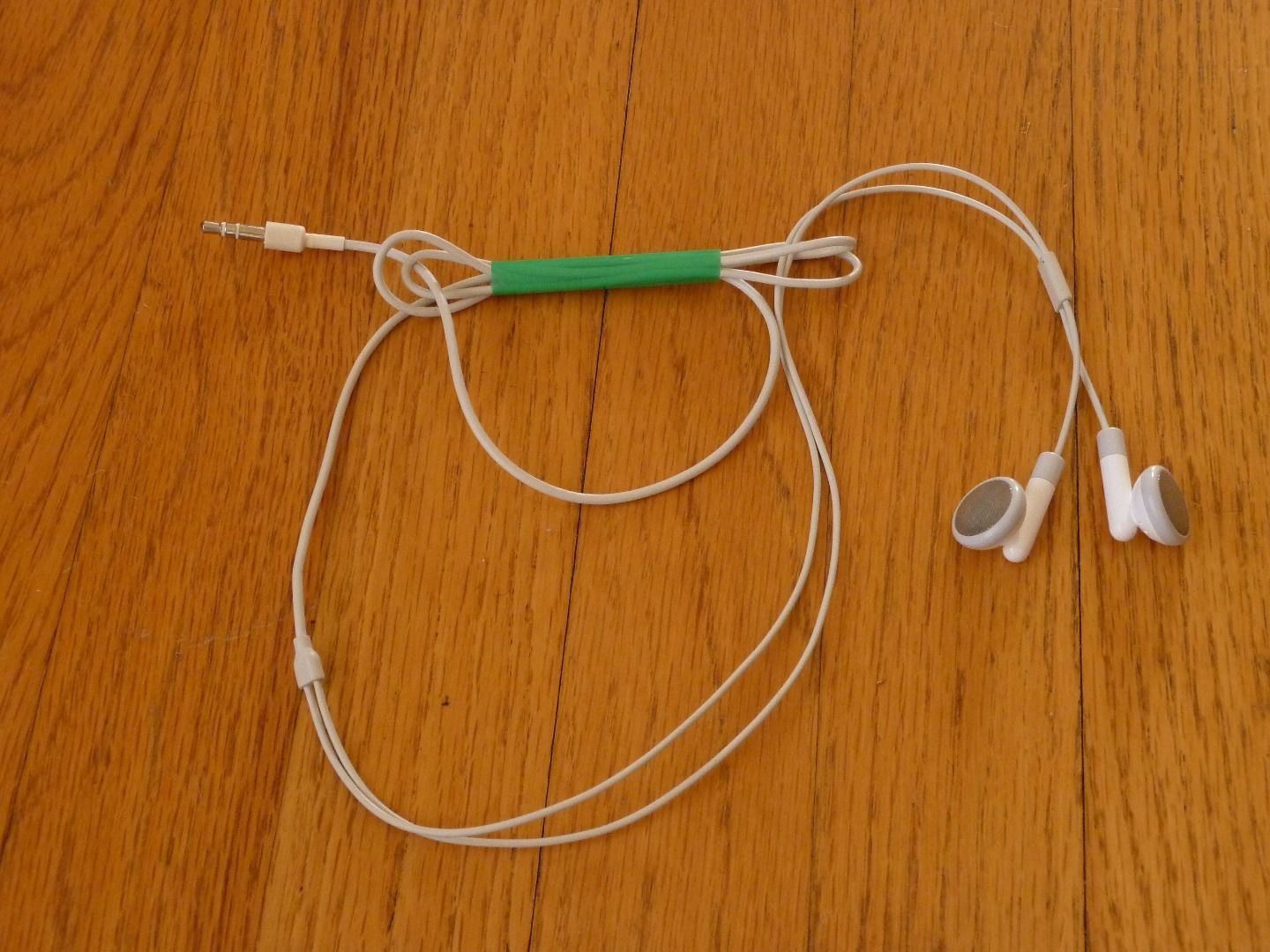 A Simple, Lighter, Cord Manager for Your Earbuds 6 Steps Instructables