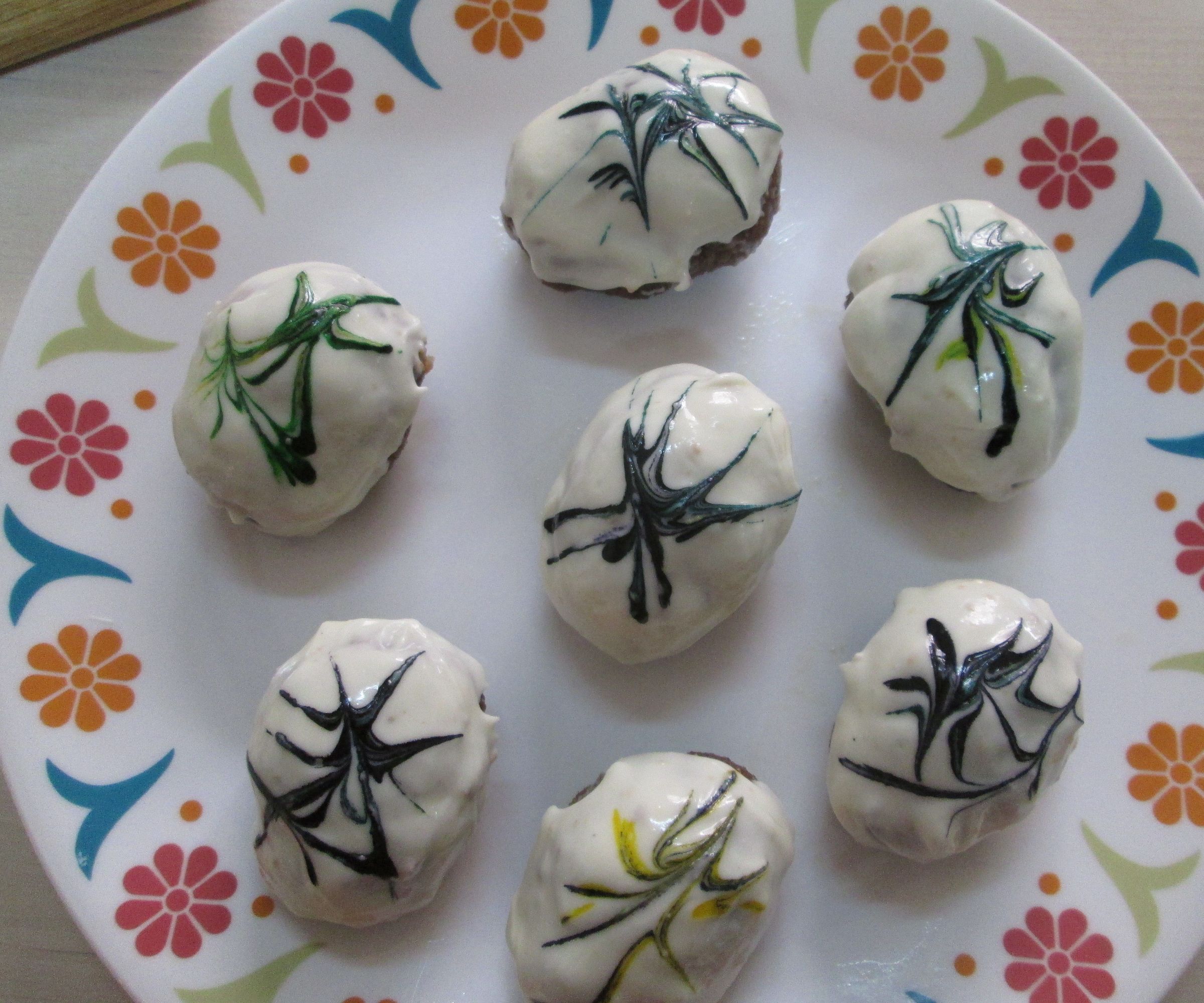 Carrot Cake Easter Eggs