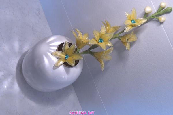 DIY Geri Dönüştürülmüş Plastik Çiçekler