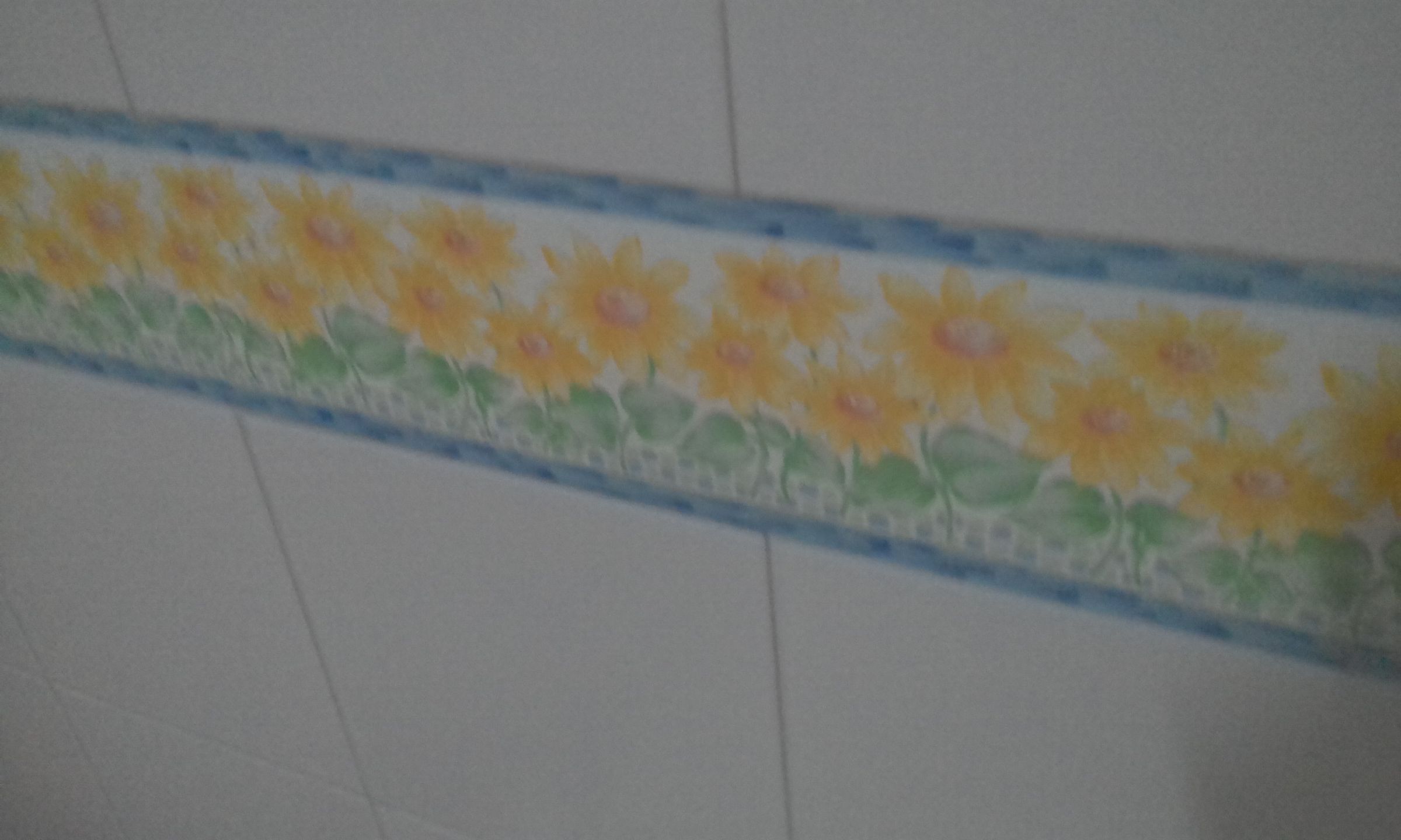 How to Remove Wall Decals Easerly 3 Steps Instructables