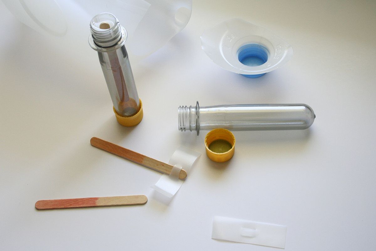 Make Popsicles Using Baby Soda Bottles / Tube Vaults