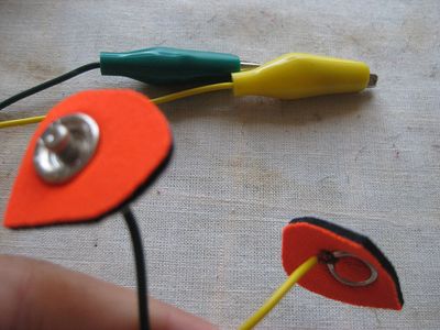 Conductive Thread Pressure Sensor : 7 Steps (with Pictures) - Instructables