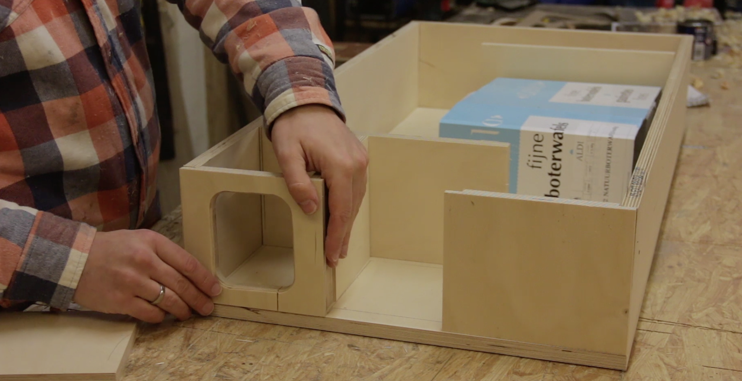 Coffee Table Projector Hush Box 7 Steps Instructables