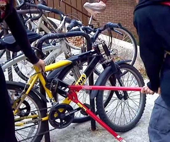 How to Make Your Bike Look an Ugly Discouragement for Thieves 