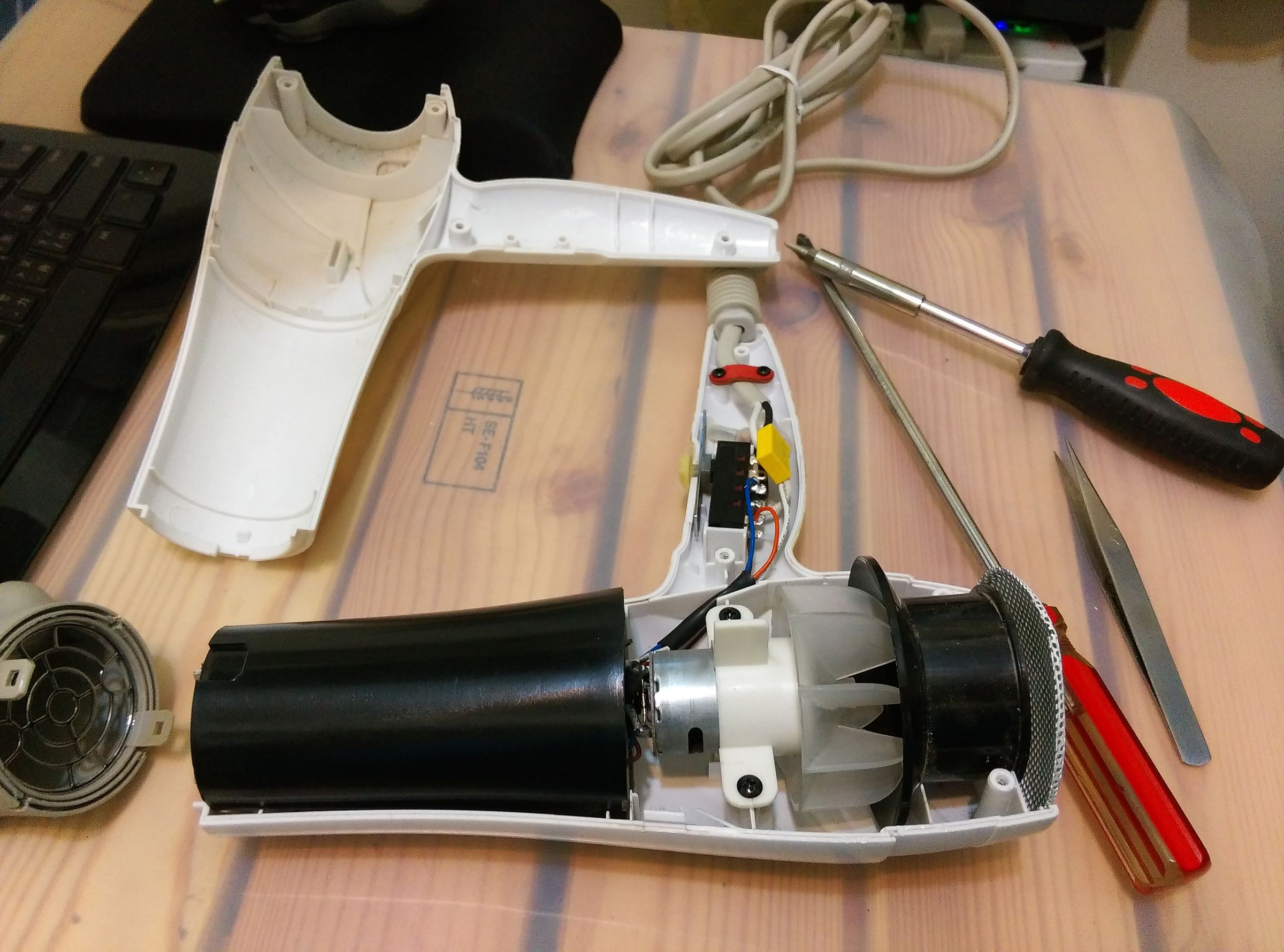 Vacuum Cleaner From a Hairdryer 7 Steps (with Pictures) Instructables