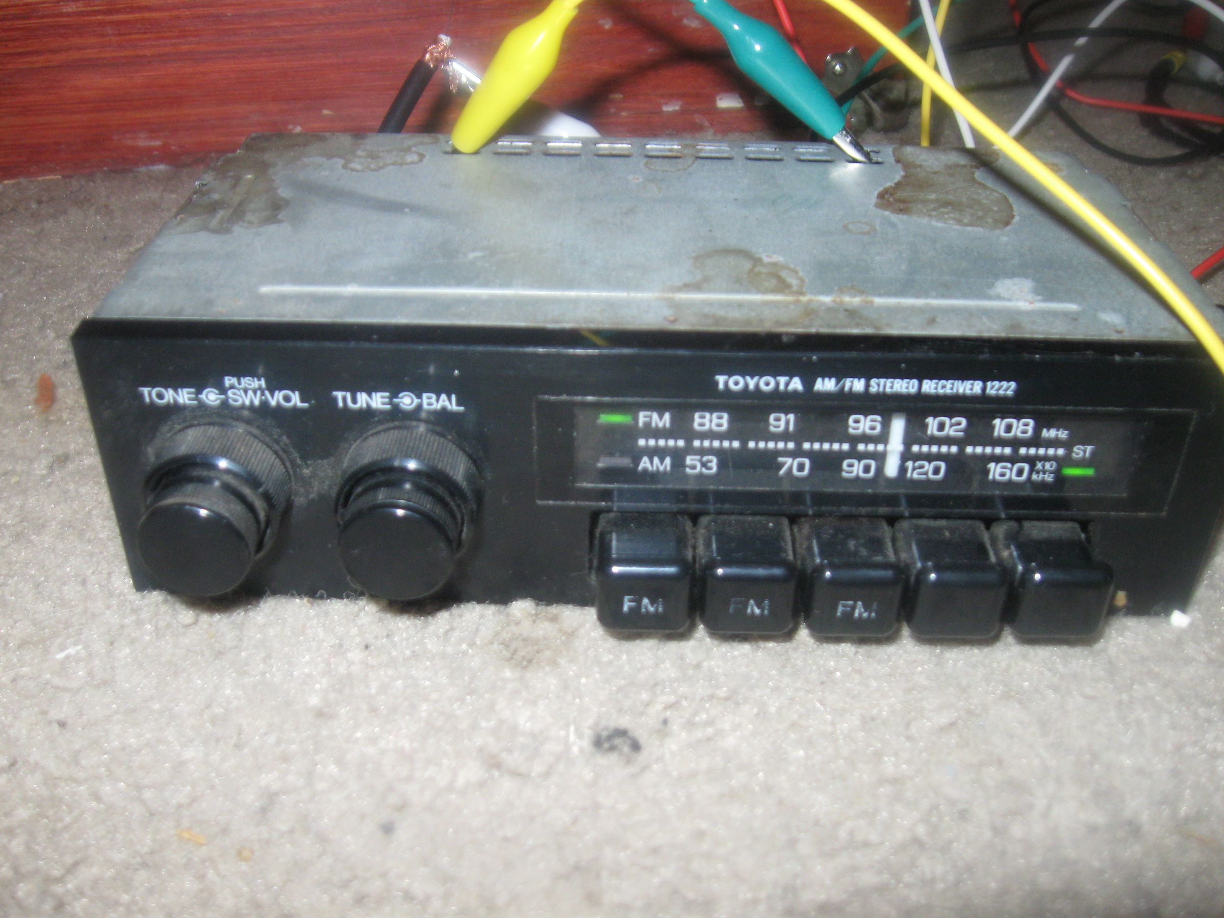 Car Radio Played in Doors With Out Battery