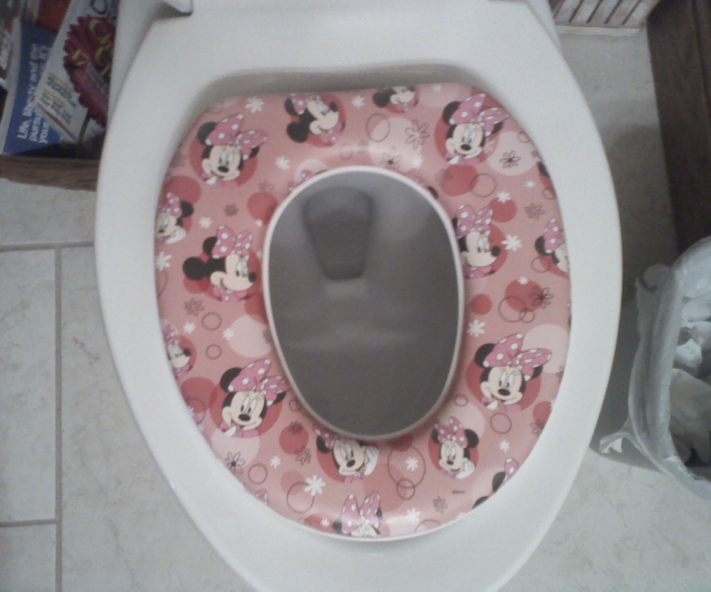 Potty training seats to fit elongated toilet seat