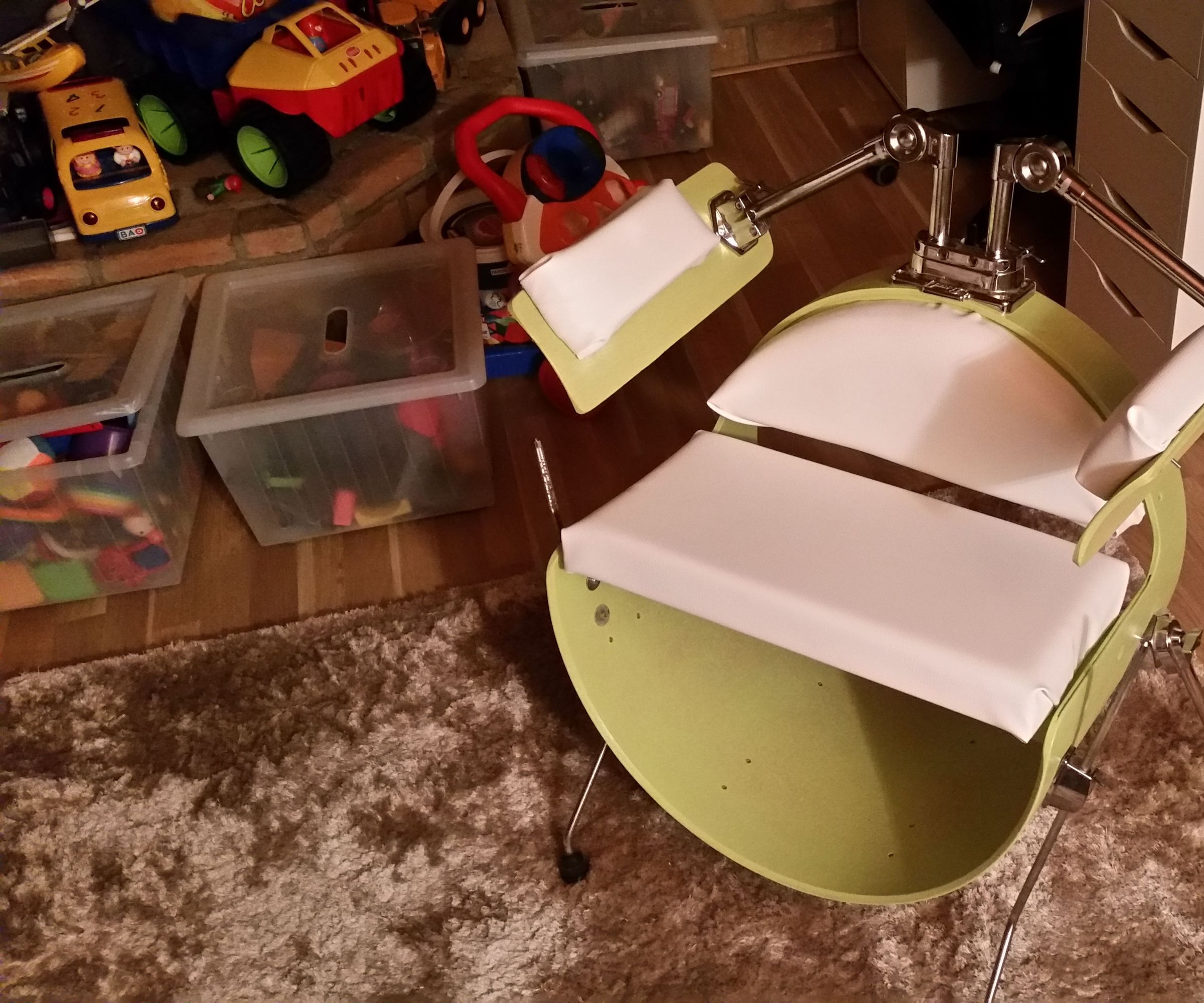 Drum to Couch / Armchair